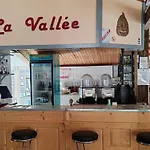 营地 Mobil-home Avec Terrasse - 4 Pers. - Api-1-52-2026 La Tour-dʼAuvergne