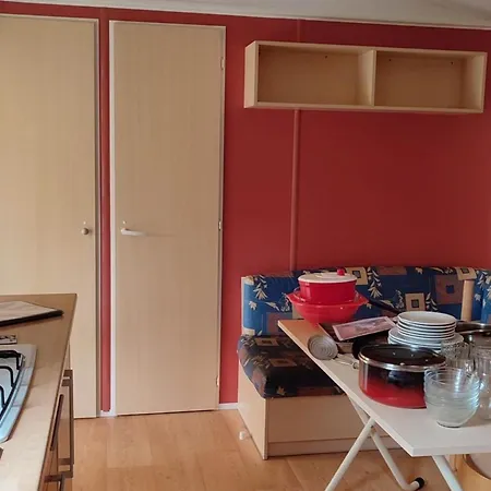 Mobil-home Avec Terrasse - 4 Pers. - Api-1-52-2026 Campsite