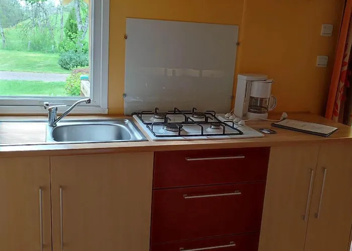 Mobil-home Avec Terrasse - 4 Pers. - Api-1-52-2026 Campsite La Tour-d'Auvergne