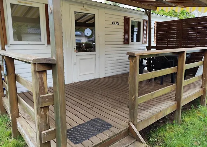 Mobil-home Avec Terrasse - 4 Pers. - Api-1-52-2026 Campsite La Tour-d'Auvergne